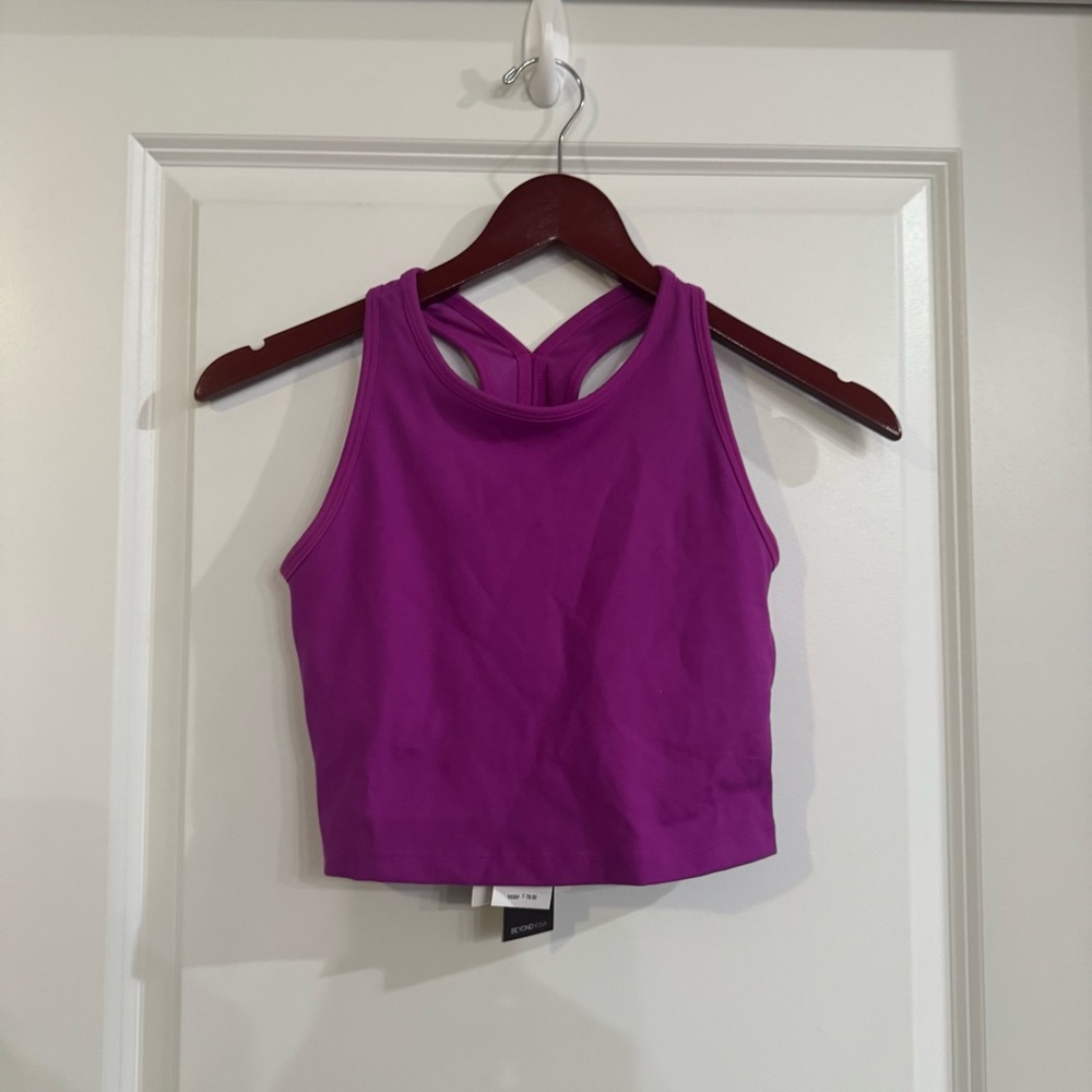 Beyond Yoga PowerBeyond Strive Cropped Tank in Violet Berry